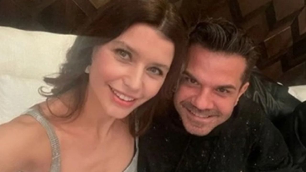 Beren Saat ve Kenan Doğulu'dan aşk pozu - Nöbetçi Gazete, image size:1280x720