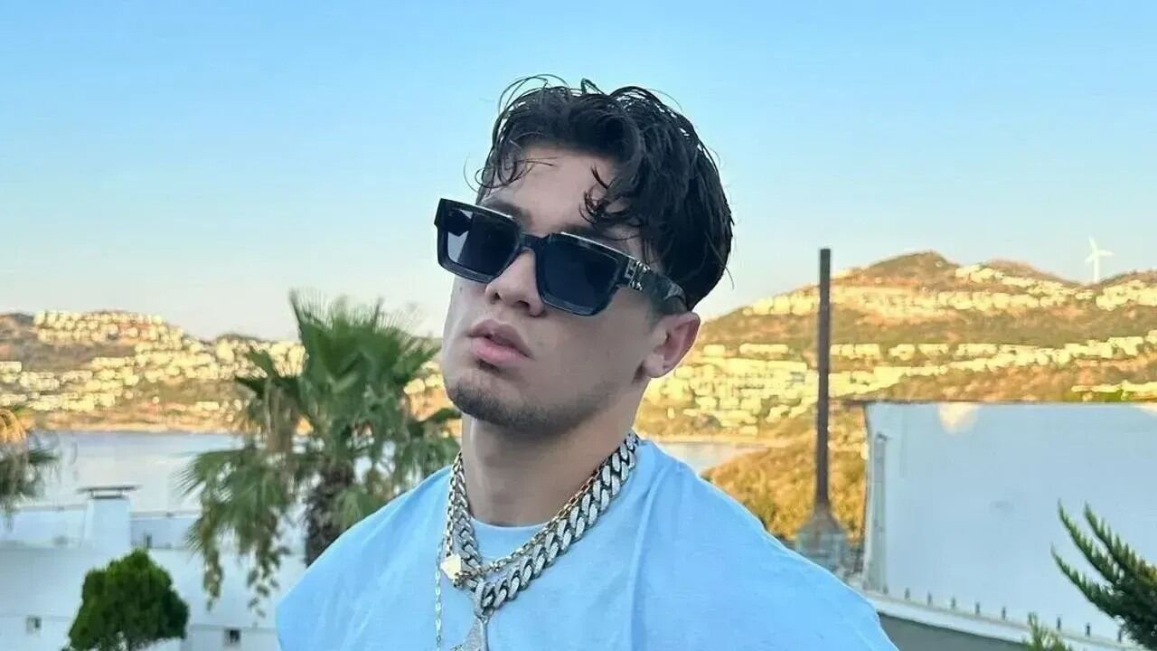 Emirhan Çakal kimdir? Emirhan Çakal kaç yaşında? Emirhan Çakal'ın gerçek  ismi ne? Rapçi Çakal nereli? - Nöbetçi Gazete