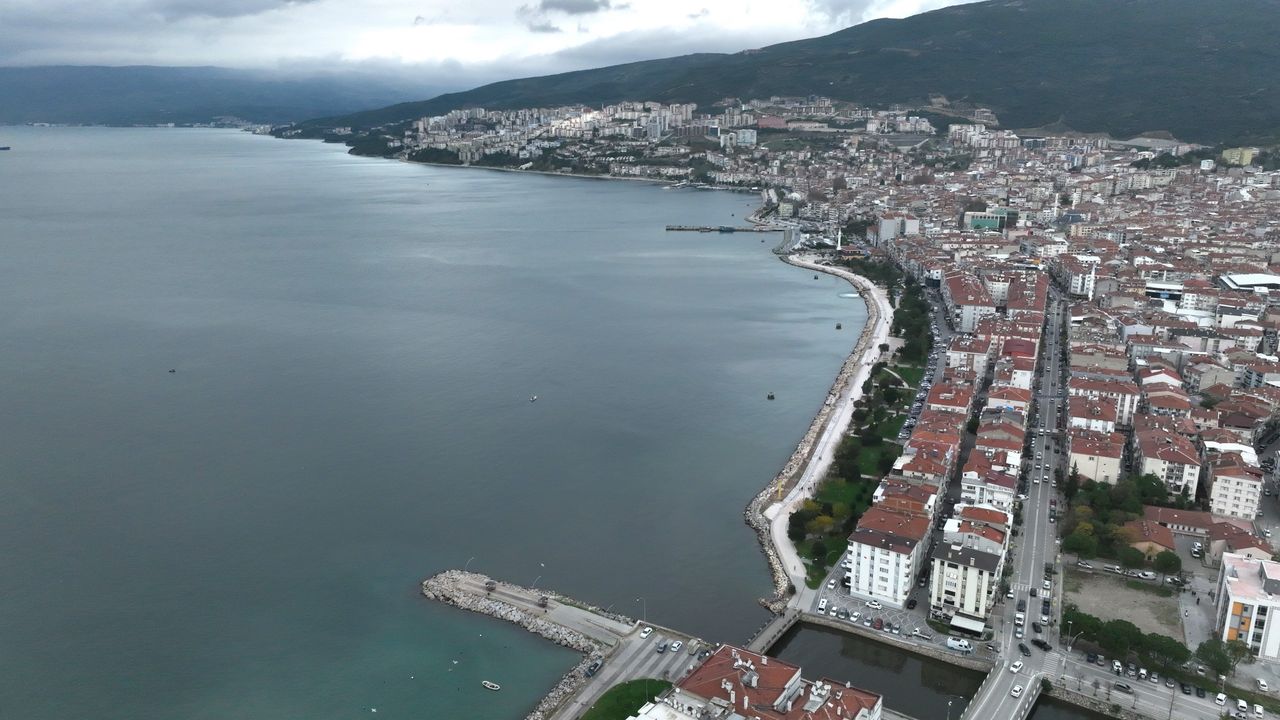 Gemlik depremi korkuttu, uzmanlardan hareketlilik sürüyor uyarısı
