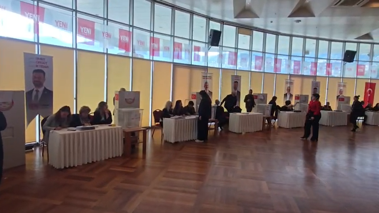 YENİ Parti Bursa'da sandık başında... İl başkanı belli oluyor!