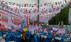 HAK-İŞ 1 Mayıs'ı Bursa'da kutladı!