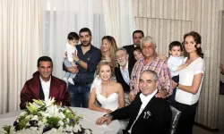 İbrahim Tatlıses'in eski eşi Ayşegül Yıldız MHP'ye katıldı