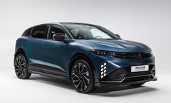 Yeni Renault Megane E-Tech Elektrikli Türkiye’ye Geliyor: 500 Km Menzil ve Gelişmiş Teknolojiyle Tanıtıldı