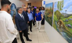 BUÜ'de mezuniyet sergisi sanatseverlerle buluştu