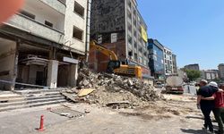 Kocaeli'de 4 kişinin öldüğü olay sonrası 22 binada yıkım çalışmaları başladı