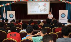 BUÜ’lü akademisyenler lise öğrencileriyle buluştu