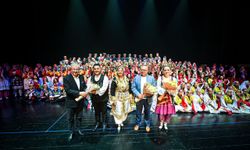Karagöz Halk Dansları Topluluğu'ndan sezon finali