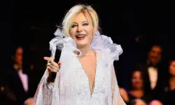 Helallik istedi, Bursa konserini erteledi... Emel Sayın'dan hayranlarını üzen haber!
