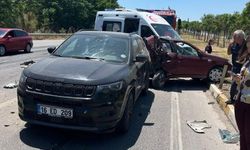 Balıkesir'de 6 araç birbirine girdi: 2 yaralı
