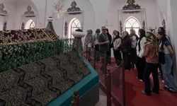 Yıldırımlı gençler tarihi yerinde keşfediyor