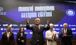 Gençlik ve Spor Bakanı Osman Aşkın Bak: "Güçlü Türkiye için beraber çalışacağız"