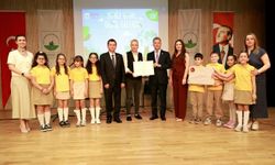 Başkan Aydın en çok atık toplayan okulları ödüllendirdi