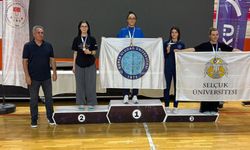 BUÜ’lü şampiyon sporculardan Rektör Yılmaz’a ziyaret