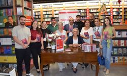 “Çocuk Gözümle Ailem” için düzenlenen imza gününe yoğun ilgi