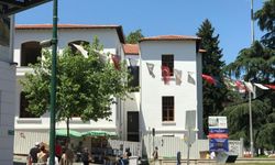 Bursa’da tarihi defterdarlık binası yeniden doğuyor! Kent Müzesi projesinde restorasyon sürüyor
