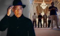 Breaking Bad'in ‘Gustavo Fring'i Giancarlo Esposito camide namaz kıldı, kelime-i şahadet getirdi