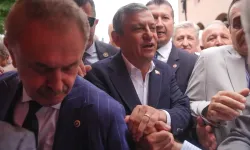 Özgür Özel'e yeni görev: Yeni Parti'nin Kurucu Genel Başkanı oldu! İşte PM ve YDK listeleri