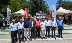 Başkan Aydın vatandaşlarla sahada omuz omuza!