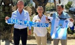 Ali Koç'tan Bursa'ya sürpriz ziyaret... Formayla poz verdi, başarılar diledi!