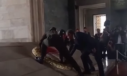 YENİ Parti Genel Başkanı Özgür Özel Anıtkabir'de