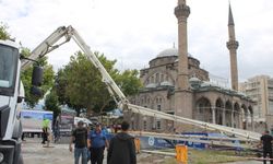 Beton mikserinin pompası patladı: 5 kişi hastaneye kaldırıldı