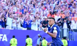 Fransa, Paraguay engelini tek golle geçti