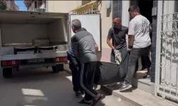 Bursa'da talihsiz adam merdivenlerde can verdi... Acılı annenin feryadı yürekleri dağladı