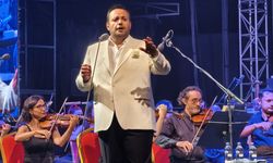 Dünyaca ünlü tenor Murat Karahan Bursa’da sanatseverlerle buluştu