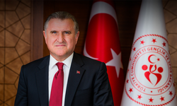 Bakan Bak’tan milli atıcılar için tebrik mesajı