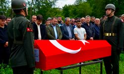 Trafik kazasında ölen askeri personel son yolculuğuna uğurlandı