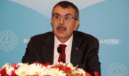 Bakan Tekin: "Özel okullarda öğretmenlerin ortalama maaşı 40 bin lira"