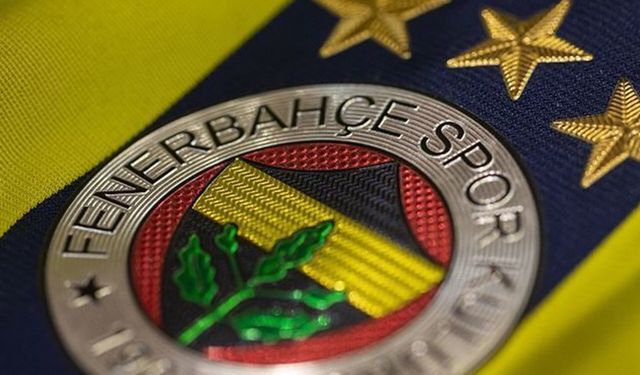 Süper Lig'de Fenerbahçe hangi hafta kimle oynayacak, derbiler ne zaman? Fenerbahçe'nin yeni sezon fikstürü...
