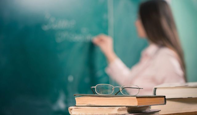 Öğretmen İl Dışı Tayin Başvuruları Başladı! MEB 2026 MEBBİS İl Dışı Yer Değiştirme Başvurusu Nasıl Yapılır?