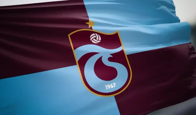 Süper Lig'de Trabzonspor hangi hafta kimle oynayacak, derbiler ne zaman? Trabzonspor'un yeni sezon fikstürü..