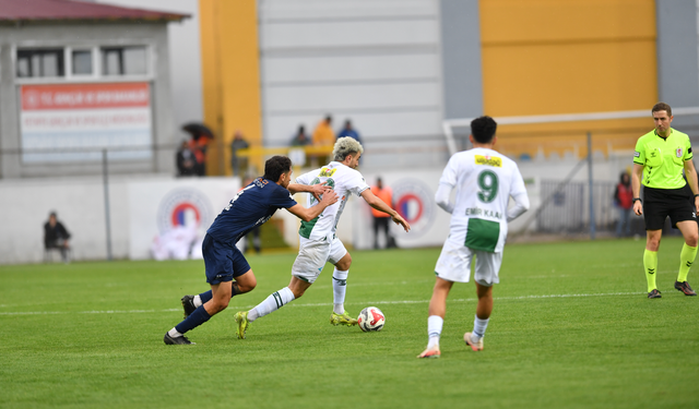 Bursaspor, Fethiyespor deplasmanından bir puanla ayrıldı