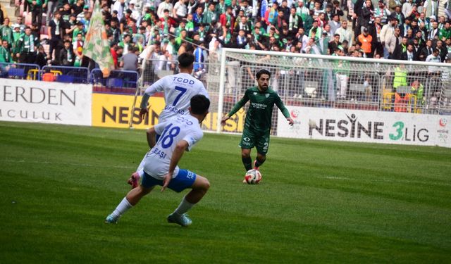 Bursaspor kazandı şampiyonluk turu haftaya kaldı!