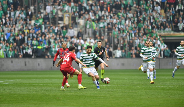 Bursaspor Mardin 1969'u 2 golle devirdi! Gelsin şampiyonluk!