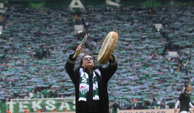 Bursaspor’a Gökhan Kırdar’dan özel beste sözü!