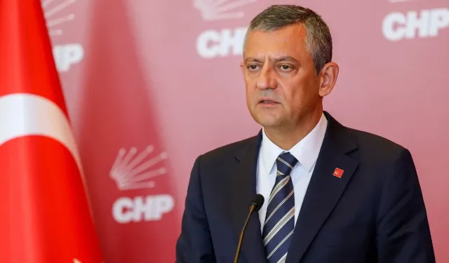 Özgür Özel: Gençleri kandırmaya çalışmışlar