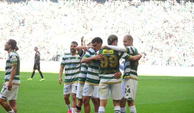 Bursaspor 4 yıl sonra TFF 1.Lig'de... Timsah'ın önümüzdeki sezon TFF 1.Lig'de rakipleri kimler?