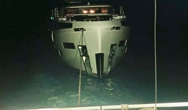 Çanakkale’de sürüklenen teknedeki 4 kişi kurtarıldı