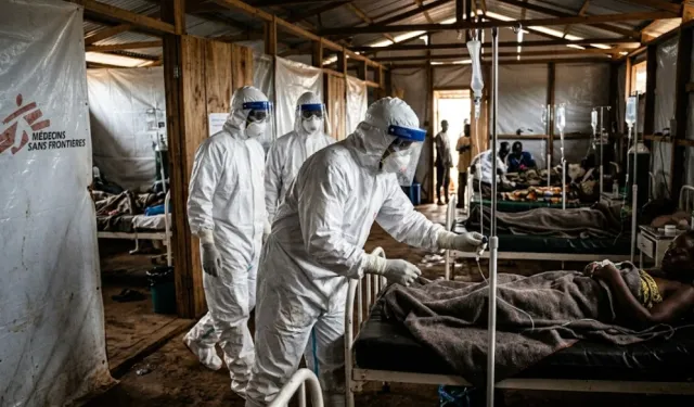 Ebola salgını kritik seviyeyi aştı