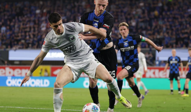 Almanya Bundesliga'da son bilet Paderborn'un oldu