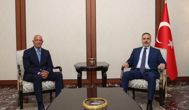 Bakan Fidan, ABD’nin Ankara Büyükelçisi Barrack’ı kabul etti