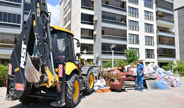 Yangının yaralarını Yıldırım Belediyesi sarıyor