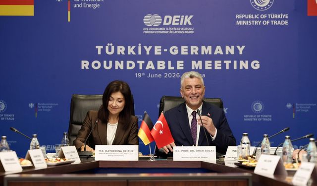 Bakan Bolat: Türkiye-Almanya ticaret hacmini 50 milyar doların üzerine taşıyacağız