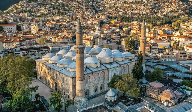 Bursa Büyükşehir’den 17 ilçede aşure ikramı