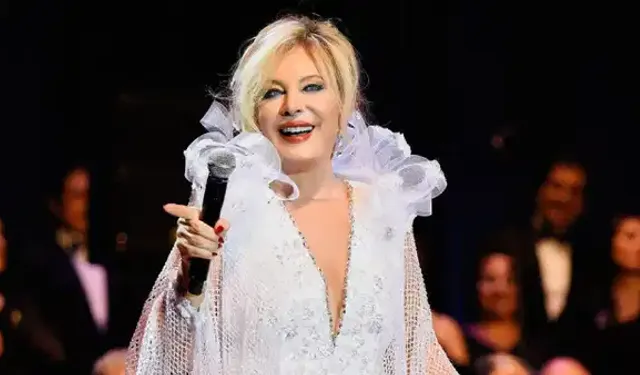 Helallik istedi, Bursa konserini erteledi... Emel Sayın'dan hayranlarını üzen haber!