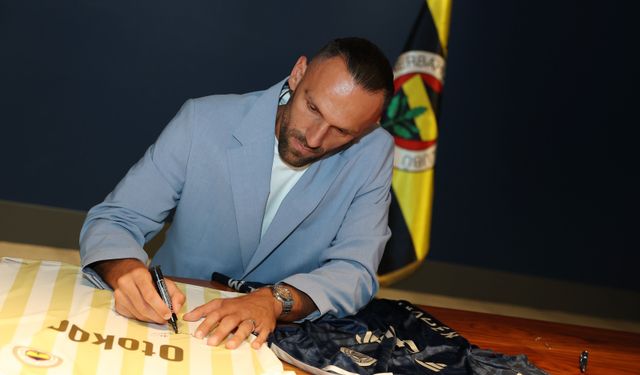 Fenerbahçe, Vedat Muriqi ile 3 yıllık sözleşme imzaladı