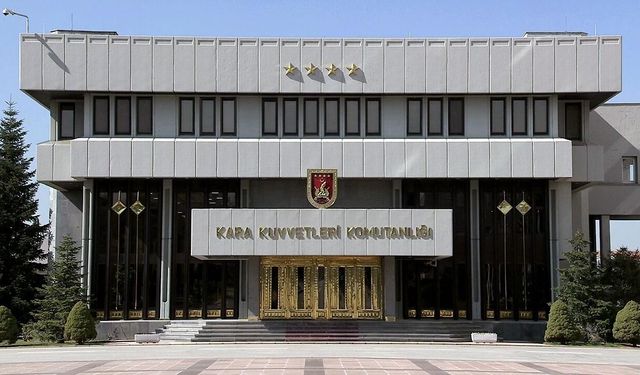 Kara Kuvvetleri Komutanlığı 2235 yaşında!